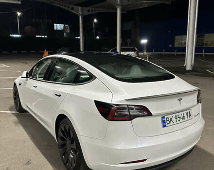 Білий Тесла Модель 3, об'ємом двигуна 0 л та пробігом 8 тис. км за 26500 $, фото 3 на Automoto.ua