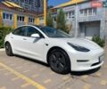 Белый Тесла Модель 3, объемом двигателя 0 л и пробегом 82 тыс. км за 18900 $, фото 3 на Automoto.ua