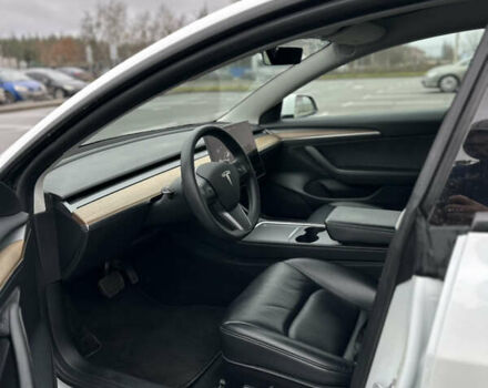 Белый Тесла Модель 3, объемом двигателя 0 л и пробегом 109 тыс. км за 16900 $, фото 14 на Automoto.ua