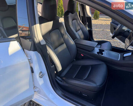 Тесла Модель 3 2022 у Стрые на Automoto.ua Білий Тесла Модель 3, об'ємом двигуна 0 л та пробігом 78 тис. км за 22500 $, фото 20 на Automoto.ua