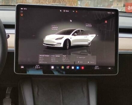 Білий Тесла Модель 3, об'ємом двигуна 0 л та пробігом 58 тис. км за 23500 $, фото 8 на Automoto.ua