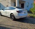 Білий Тесла Модель 3, об'ємом двигуна 0 л та пробігом 14 тис. км за 27200 $, фото 7 на Automoto.ua