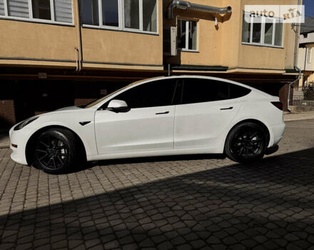 Білий Тесла Модель 3, об'ємом двигуна 0 л та пробігом 14 тис. км за 22900 $, фото 5 на Automoto.ua