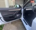 Білий Тесла Модель 3, об'ємом двигуна 0 л та пробігом 43 тис. км за 22250 $, фото 6 на Automoto.ua