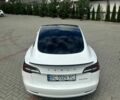 Белый Тесла Модель 3, объемом двигателя 0 л и пробегом 96 тыс. км за 22000 $, фото 7 на Automoto.ua