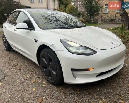 Тесла Модель 3 2022 у Києві на Automoto.ua Білий Тесла Модель 3, об'ємом двигуна 0 л та пробігом 64 тис. км за 14700 $, фото 27 на Automoto.ua