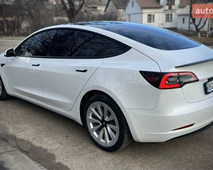 Білий Тесла Модель 3, об'ємом двигуна 0 л та пробігом 47 тис. км за 21500 $, фото 5 на Automoto.ua