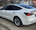 Білий Тесла Модель 3, об'ємом двигуна 0 л та пробігом 47 тис. км за 21500 $, фото 5 на Automoto.ua