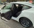 Белый Тесла Модель 3, объемом двигателя 0 л и пробегом 180 тыс. км за 20200 $, фото 34 на Automoto.ua
