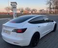 Белый Тесла Модель 3, объемом двигателя 0 л и пробегом 80 тыс. км за 18500 $, фото 10 на Automoto.ua