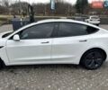 Белый Тесла Модель 3, объемом двигателя 0 л и пробегом 21 тыс. км за 30900 $, фото 2 на Automoto.ua