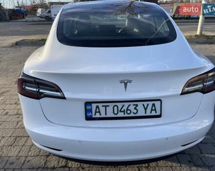 Белый Тесла Модель 3, объемом двигателя 0 л и пробегом 17 тыс. км за 28500 $, фото 5 на Automoto.ua