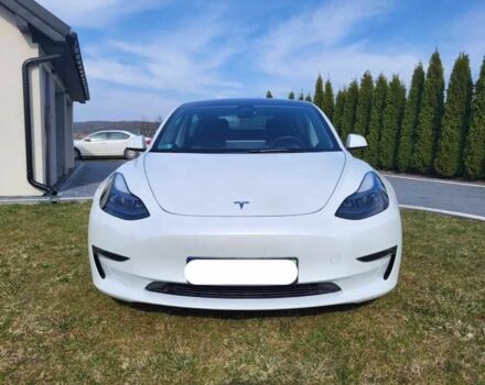 Белый Тесла Модель 3, объемом двигателя 0 л и пробегом 48 тыс. км за 12500 $, фото 5 на Automoto.ua