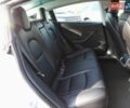 Білий Тесла Модель 3, об'ємом двигуна 0 л та пробігом 47 тис. км за 25000 $, фото 2 на Automoto.ua