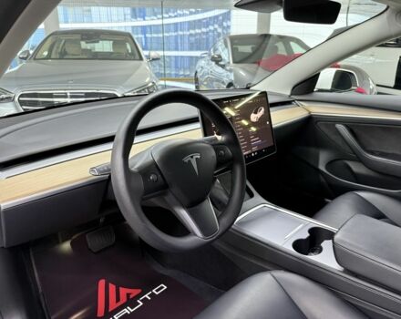 Белый Тесла Модель 3, объемом двигателя 0 л и пробегом 76 тыс. км за 22900 $, фото 17 на Automoto.ua