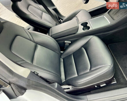 Білий Тесла Модель 3, об'ємом двигуна 0 л та пробігом 5 тис. км за 22500 $, фото 30 на Automoto.ua