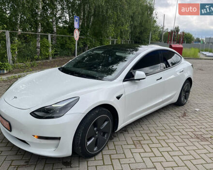 Белый Тесла Модель 3, объемом двигателя 0 л и пробегом 76 тыс. км за 20500 $, фото 7 на Automoto.ua