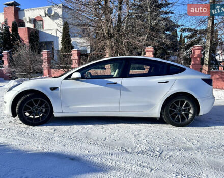 Білий Тесла Модель 3, об'ємом двигуна 0 л та пробігом 111 тис. км за 19200 $, фото 7 на Automoto.ua