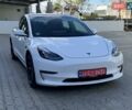 Белый Тесла Модель 3, объемом двигателя 0 л и пробегом 105 тыс. км за 21999 $, фото 29 на Automoto.ua