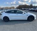 Білий Тесла Модель 3, об'ємом двигуна 0 л та пробігом 15 тис. км за 17600 $, фото 3 на Automoto.ua