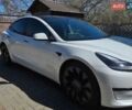 Білий Тесла Модель 3, об'ємом двигуна 0 л та пробігом 45 тис. км за 24500 $, фото 1 на Automoto.ua