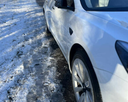 Білий Тесла Модель 3, об'ємом двигуна 0 л та пробігом 38 тис. км за 20999 $, фото 46 на Automoto.ua