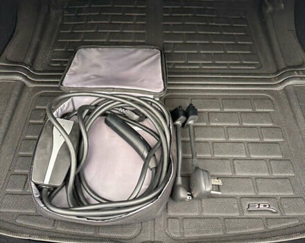 Белый Тесла Модель 3, объемом двигателя 0 л и пробегом 81 тыс. км за 21000 $, фото 19 на Automoto.ua