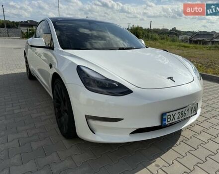 Белый Тесла Модель 3, объемом двигателя 0 л и пробегом 30 тыс. км за 23500 $, фото 6 на Automoto.ua