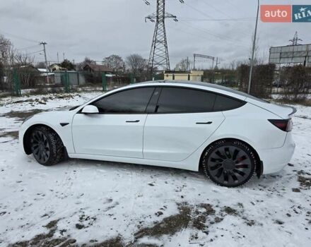 Белый Тесла Модель 3, объемом двигателя 0 л и пробегом 46 тыс. км за 24800 $, фото 4 на Automoto.ua