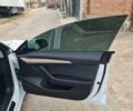 Білий Тесла Модель 3, об'ємом двигуна 0 л та пробігом 65 тис. км за 28900 $, фото 8 на Automoto.ua