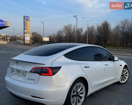 Білий Тесла Модель 3, об'ємом двигуна 0 л та пробігом 83 тис. км за 20700 $, фото 4 на Automoto.ua