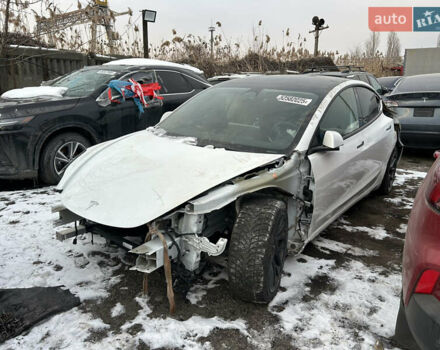 Белый Тесла Модель 3, объемом двигателя 0 л и пробегом 68 тыс. км за 12999 $, фото 3 на Automoto.ua