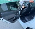 Белый Тесла Модель 3, объемом двигателя 0 л и пробегом 215 тыс. км за 19999 $, фото 35 на Automoto.ua