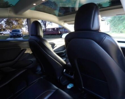 Белый Тесла Модель 3, объемом двигателя 0 л и пробегом 23 тыс. км за 18200 $, фото 11 на Automoto.ua