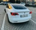 Білий Тесла Модель 3, об'ємом двигуна 0 л та пробігом 87 тис. км за 23500 $, фото 3 на Automoto.ua