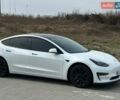 Белый Тесла Модель 3, объемом двигателя 0 л и пробегом 55 тыс. км за 23000 $, фото 5 на Automoto.ua