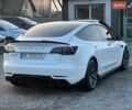 Белый Тесла Модель 3, объемом двигателя 0 л и пробегом 98 тыс. км за 19100 $, фото 3 на Automoto.ua
