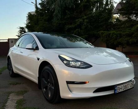 Белый Тесла Модель 3, объемом двигателя 0 л и пробегом 74 тыс. км за 24000 $, фото 3 на Automoto.ua