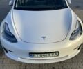 Белый Тесла Модель 3, объемом двигателя 0 л и пробегом 63 тыс. км за 25500 $, фото 1 на Automoto.ua