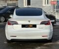 Білий Тесла Модель 3, об'ємом двигуна 0 л та пробігом 36 тис. км за 23500 $, фото 6 на Automoto.ua