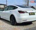 Белый Тесла Модель 3, объемом двигателя 0 л и пробегом 100 тыс. км за 29800 $, фото 4 на Automoto.ua