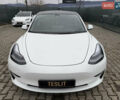 Білий Тесла Модель 3, об'ємом двигуна 0 л та пробігом 55 тис. км за 20200 $, фото 2 на Automoto.ua