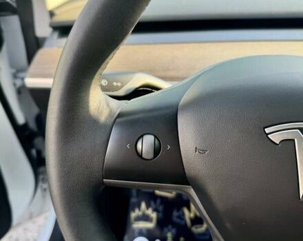 Білий Тесла Модель 3, об'ємом двигуна 0 л та пробігом 36 тис. км за 22200 $, фото 26 на Automoto.ua