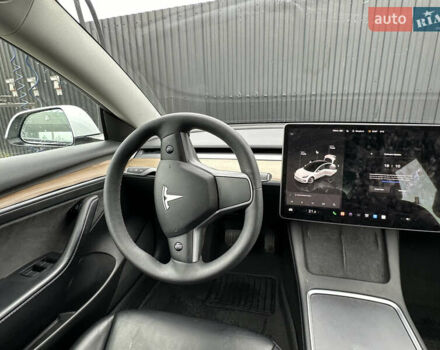 Білий Тесла Модель 3, об'ємом двигуна 0 л та пробігом 120 тис. км за 15900 $, фото 16 на Automoto.ua