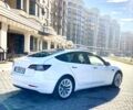 Білий Тесла Модель 3, об'ємом двигуна 0 л та пробігом 45 тис. км за 26300 $, фото 4 на Automoto.ua