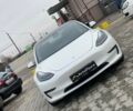 Білий Тесла Модель 3, об'ємом двигуна 0 л та пробігом 150 тис. км за 21999 $, фото 9 на Automoto.ua