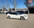 Белый Тесла Модель 3, объемом двигателя 0 л и пробегом 121 тыс. км за 19999 $, фото 2 на Automoto.ua