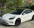 Білий Тесла Модель 3, об'ємом двигуна 0 л та пробігом 65 тис. км за 29999 $, фото 1 на Automoto.ua