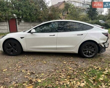 Тесла Модель 3 2022 у Києві на Automoto.ua Білий Тесла Модель 3, об'ємом двигуна 0 л та пробігом 64 тис. км за 14700 $, фото 5 на Automoto.ua
