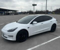 Білий Тесла Модель 3, об'ємом двигуна 0 л та пробігом 76 тис. км за 16500 $, фото 2 на Automoto.ua